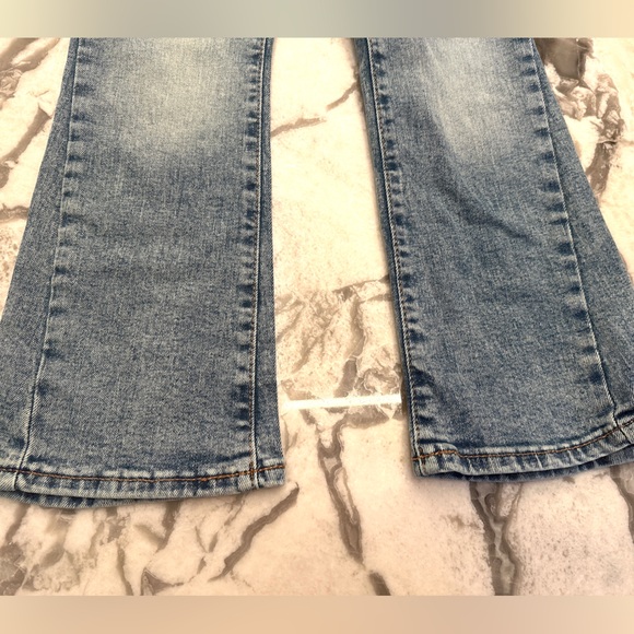 Gap Kids Girls ‘70s Flare High Rise Jeans - Picture 3 of 6